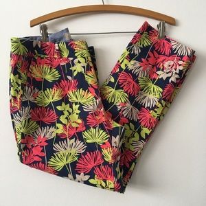 Banana Republic | cropped pants botanical print